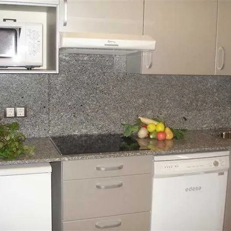 Apartahotel Rialb El Serrat