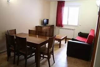 Rialb Apartahotel El Serrat